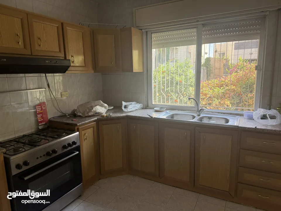 شقه للأيجار السنوي الجاردنز جنب اسواق شاكر