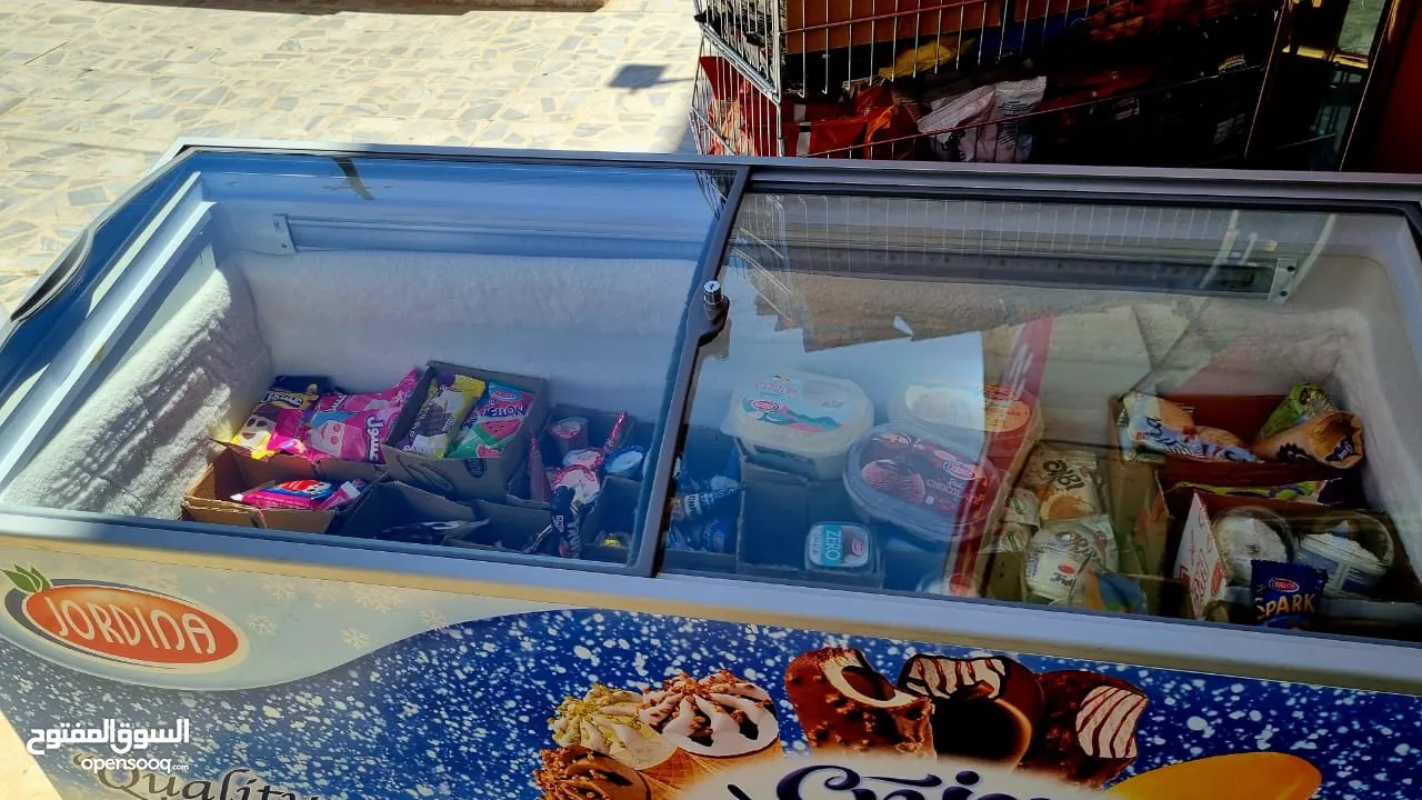 محل سوبر ماركت و عروض للبيع (خلو) في طبربور بابين مساحة 120متر 70 متر داخلي و 50 متر ساحة خارجية