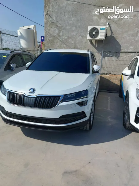 جيب سكودا كاروك ترخيص 2020   ديزل 1600 للبيع بحاله ممتازه فل فل اضافات ما عدا فتحه