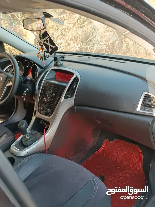 Opel astra j اوبل استرا ج 2013 للبيع على كاش فقط سياره فل فل