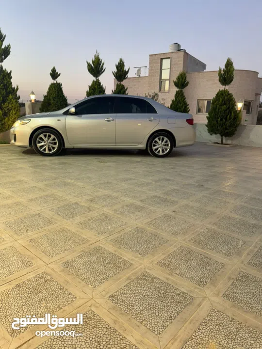 تيوتا كرولا للبيع