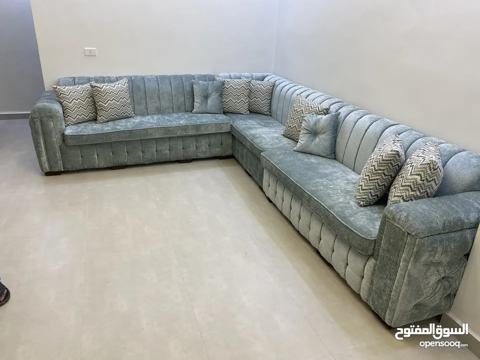 عرض خاص كورنر 9 مقاعد مع كنب مزدوجة + بفه + 7 مخدات
