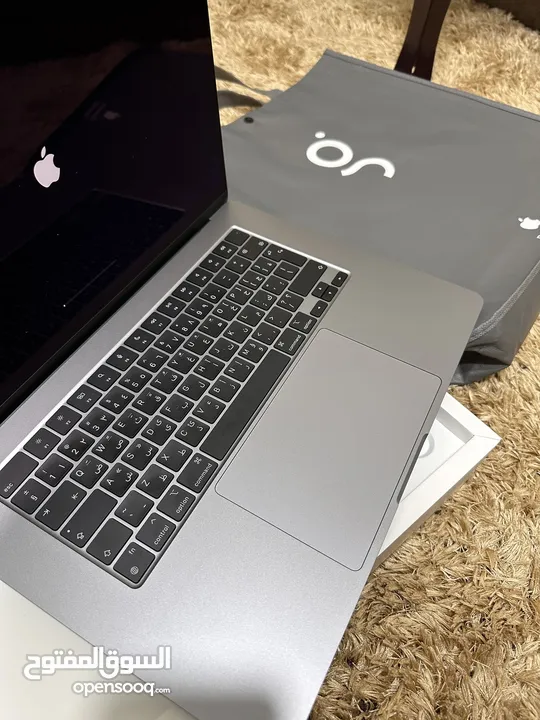 Mac book air m2 15 inch battery 100  ماك بوك اير ام 2 الحجم الكبير بطاريه 100٪؜