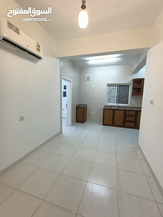 Uzaiba luxuriou apartment 3bedroom  in prime location بالعذيبه شقه واسعه 3 غرف راقيه وبموقع متميز