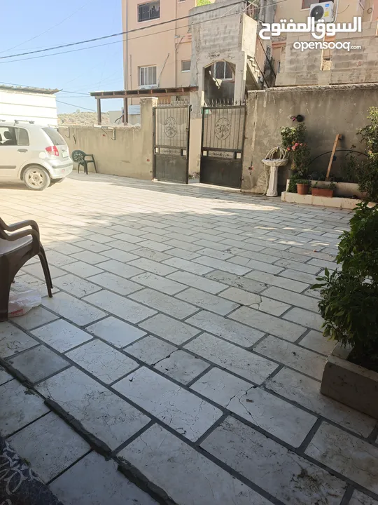 بيت طابق اول مدخل مستقل
