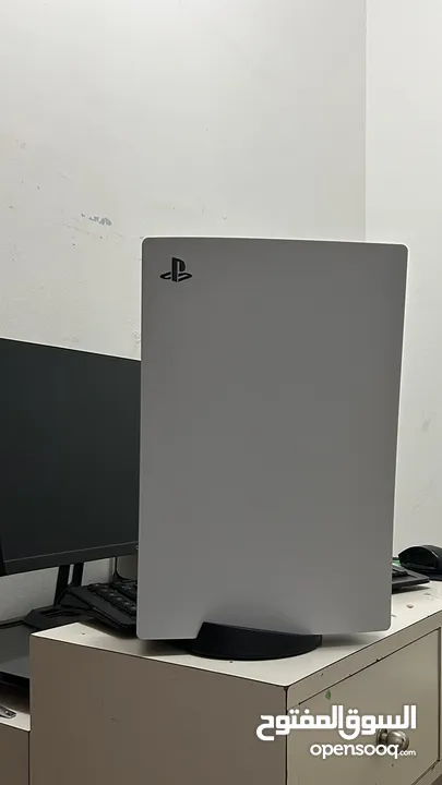 للبيع سوني 5 نظيف FOR SALE PS5 CLEAN