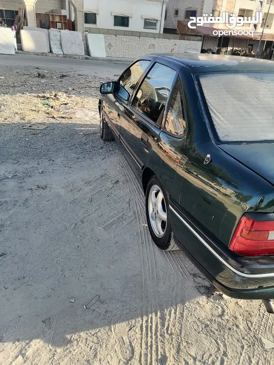 اوبل فيكترا موديل 1995 بحاله جيده  منتهي ترخيصها سنه للبيع ماتور 16 حلاب جير عادي 5 غيار فتحه بالسقف