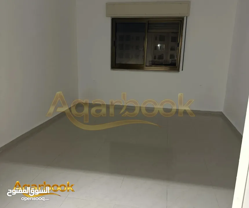 شقة غير مفروشة للايجار بمنطقة ام الشرايط