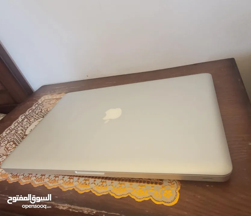 لابتوب apple من فئة اقتصادية للطلاب الجامعات والمدارس  MacBook Pro 2012 15.6 Screen