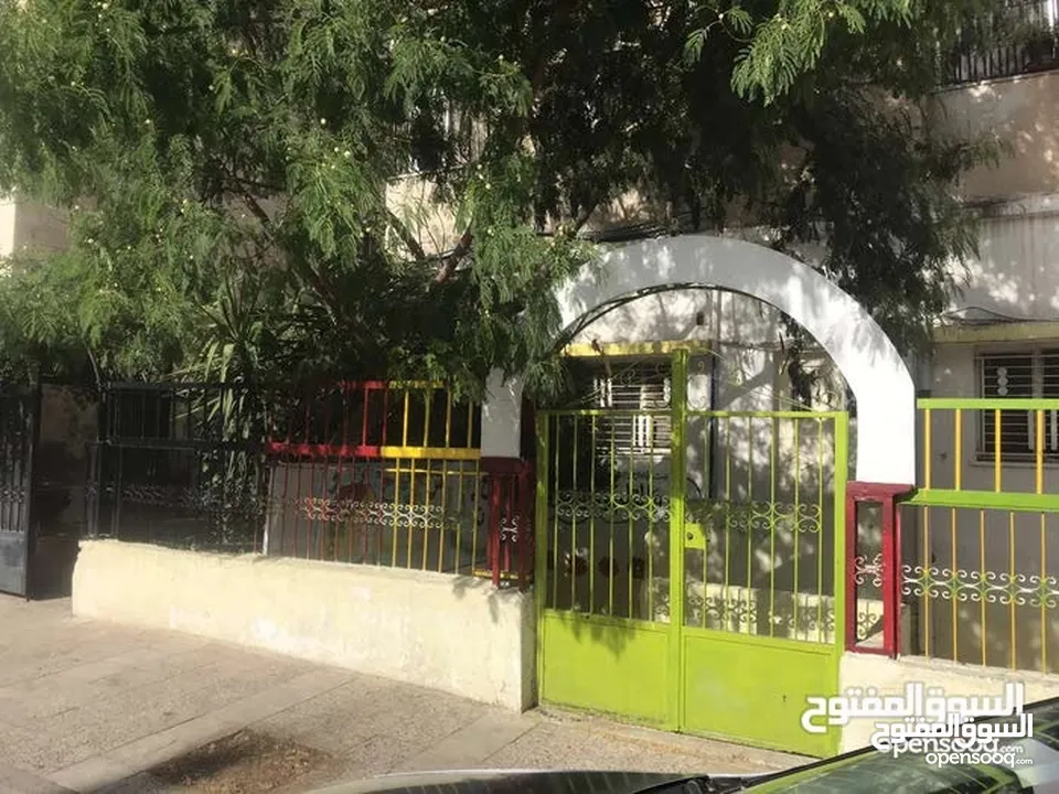 عمارة استثمارية مميزة جداً للبيع