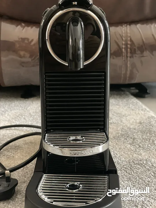 Nestle Nespresso Coffee machine(type d113)