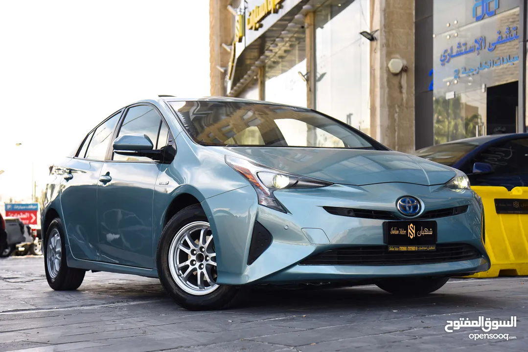 تويوتا بريوس هايبرد 2016 بحالة الشركة Toyota Prius Hybrid 2016