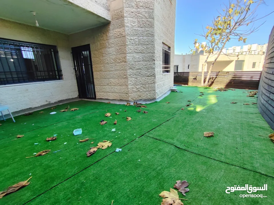 شقة مع حديييقة للايجار في عين مصباح