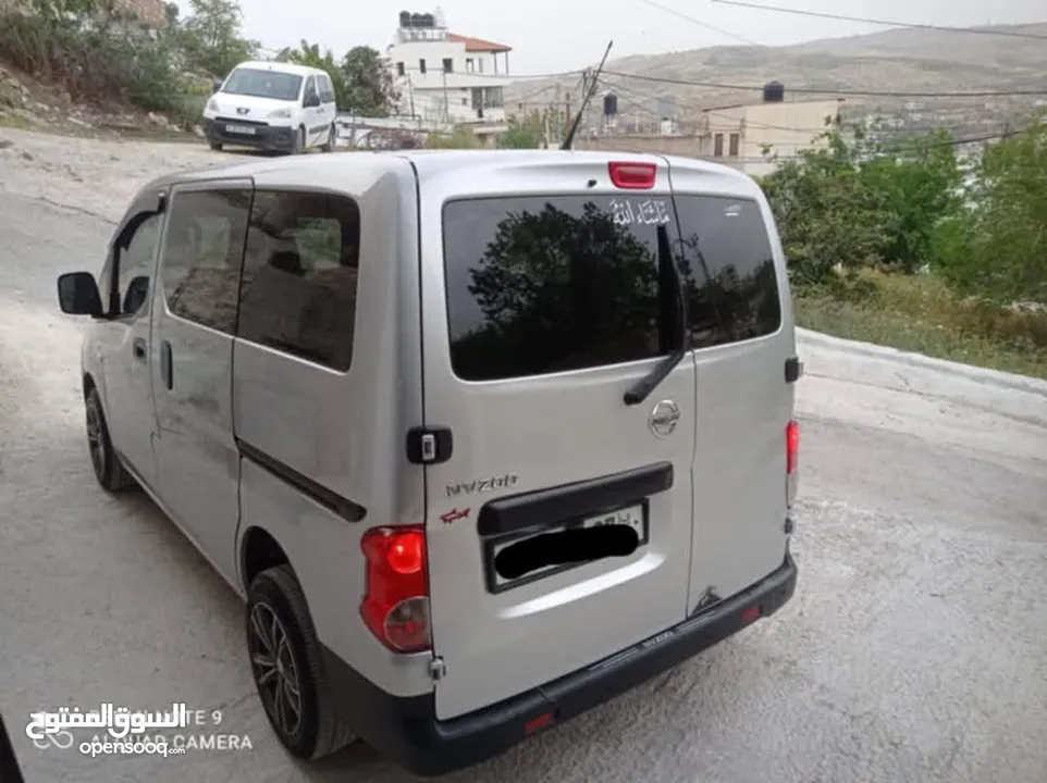 نيسان nv200 يد أولا