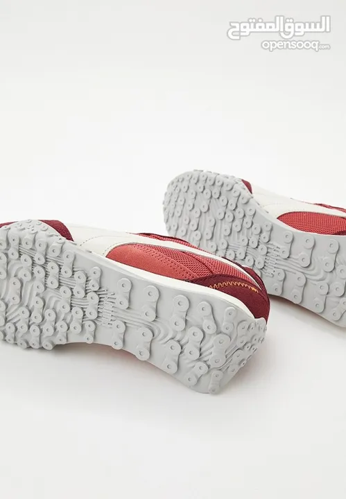 تم تخفيض السعر إلى 45 دينار  PUMA SHOES