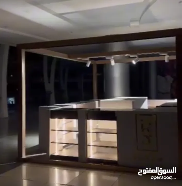 بوث (كشك) للبيع