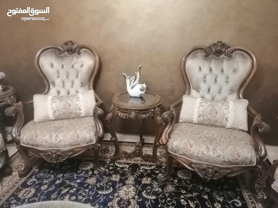 كنب مستعمل للبيع بحال الوكاله