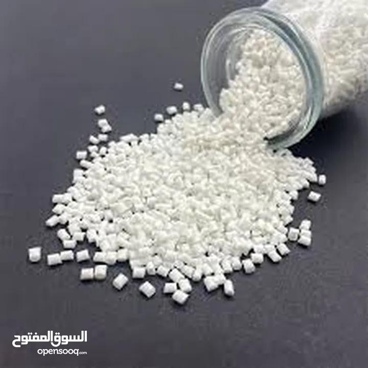 مواد خاصة لطابعة ثلاثية الأبعاد من شركة e sun 3D PRINTER اللوان عده ويتوفر حبيبات من مادة PLA , PETG