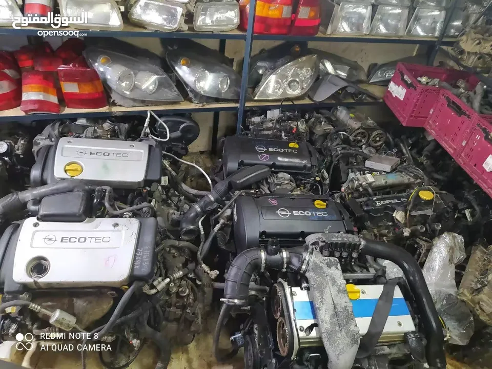 محلات سائر قرقش لبيع قطع الغيار الاوبل و يوجد قسم ميكانيك جديد ومستعمل قطع بدي وقطع ميكانيك