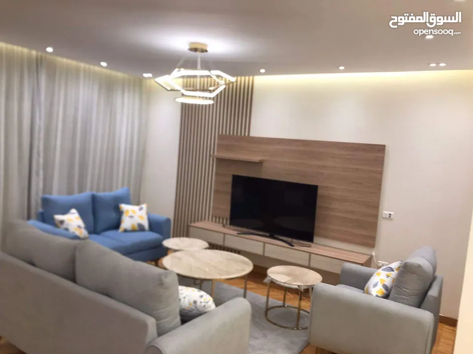 Luxurious Apartment For Rent شقة فاخرة للإيجار