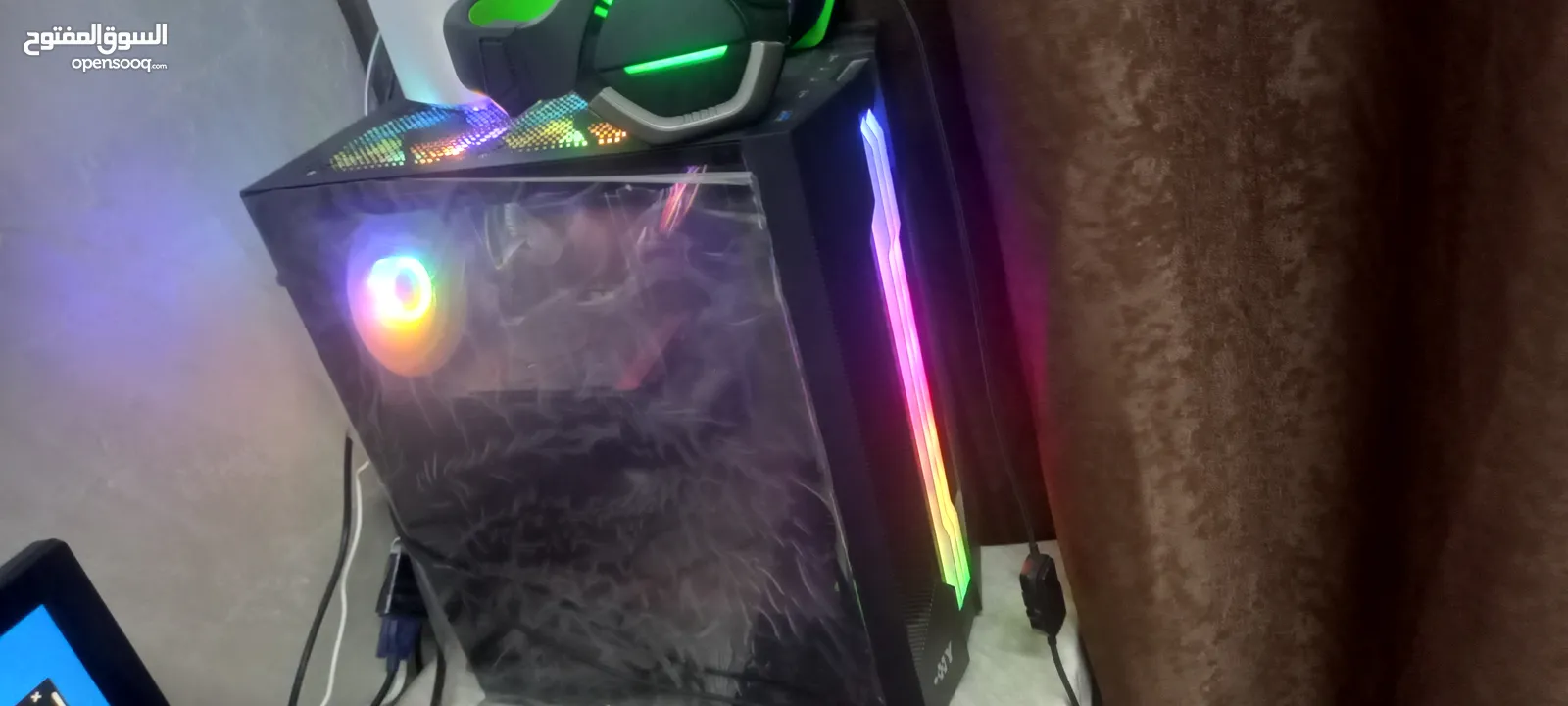 PC للبيع مواصفات ممتازه