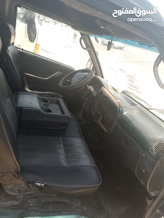 باص لون اخضر للبيع