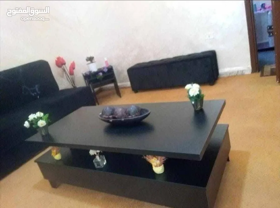 طاولات وسط مع سيرفس