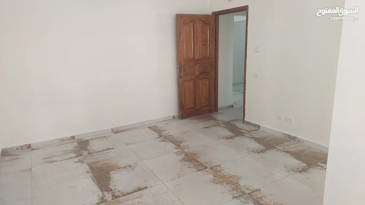شقة للإيجار في منطقة دوار بير المحجر طابق ثالث
