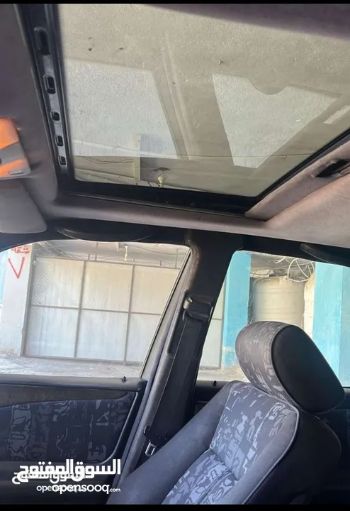 مرسيدس للبيع قرش ونص  مرخص سنه سبب البيع خارج البلد