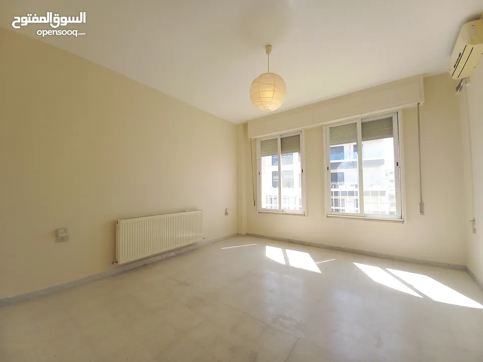 Unfurnished Apartment For Rent In Deir Ghbar  ( Property 34720 )-174813150