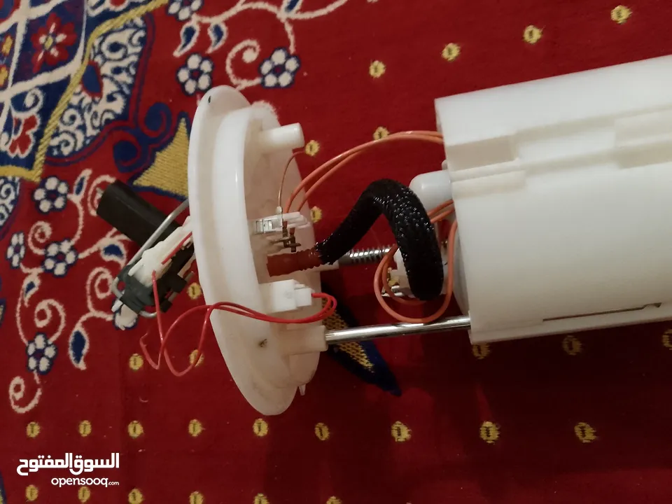 مدري شو اكتب الي وده يتواصل يبعث واتس مافي خط اتصال