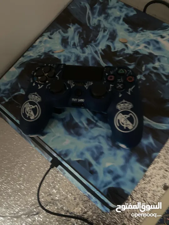 بلايستيشن فور بسعر نار