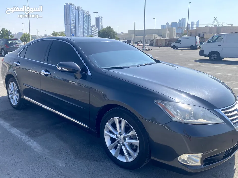 2011ليكزس ES350 استخدام سيدة - وارد اليابان