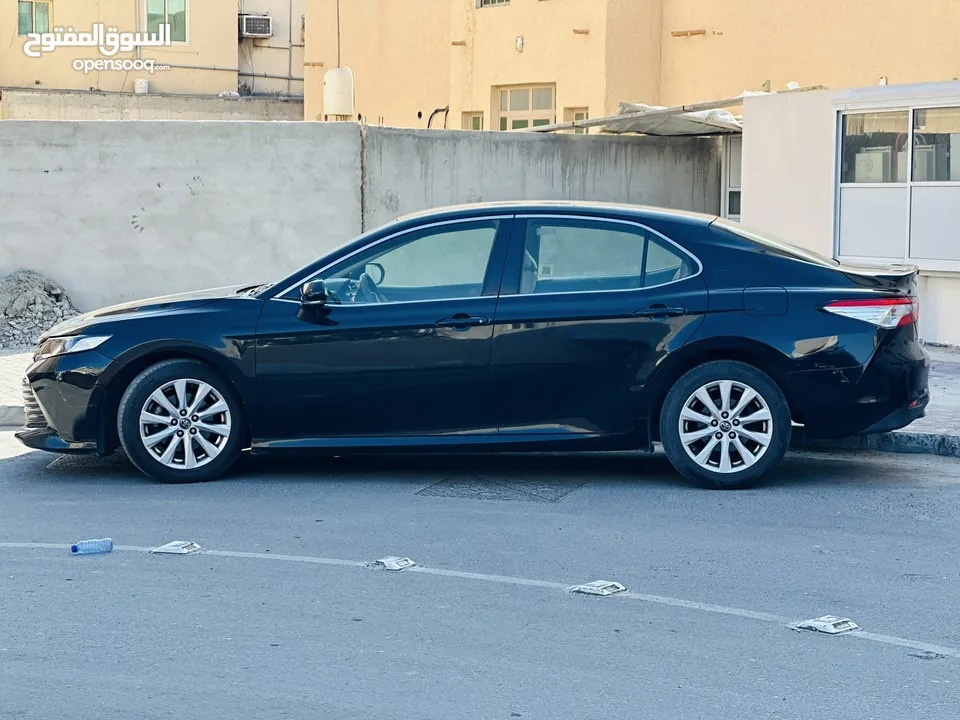 Toyota CAMRY AND PORSCHE MACAN S