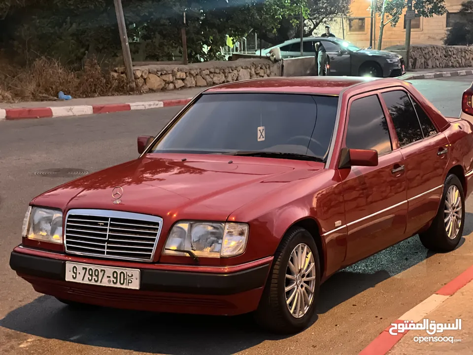 مرسيدس E220