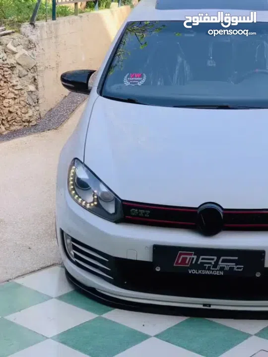 جولف جتي اي 2012 فحص نخب  ماشيه 130الف كيلو فل الفل