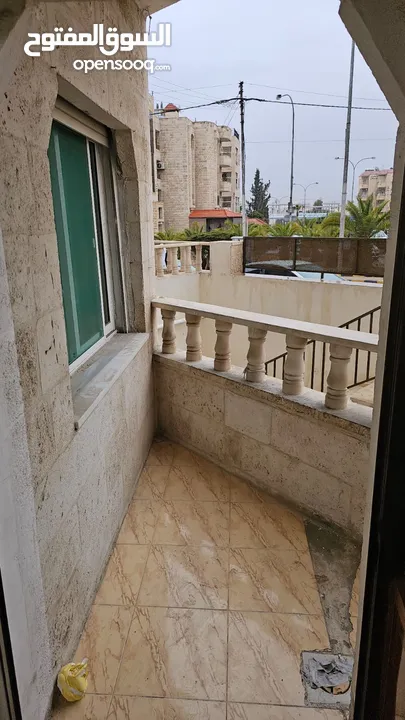 شقة فارغة للايجار في ضاحية الاقصى  3 نوم 325