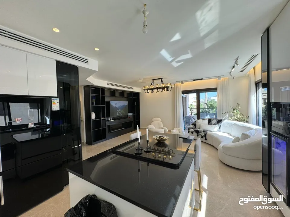 شقة 3 غرف نوم فخمة في دير غبار ( Property 37036 )-175011841