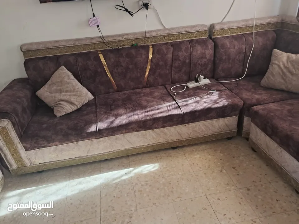 عفش للبيع مستعمل بحالة جيدة