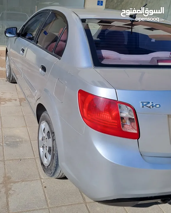 Kia rio  2010