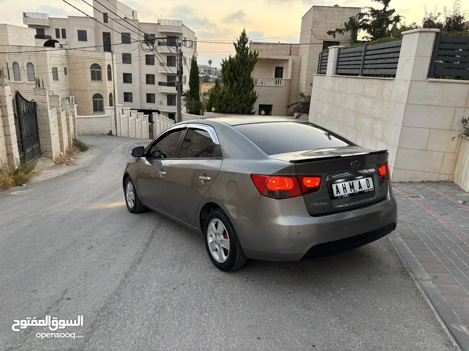 كيا فورتي 
2010/2009