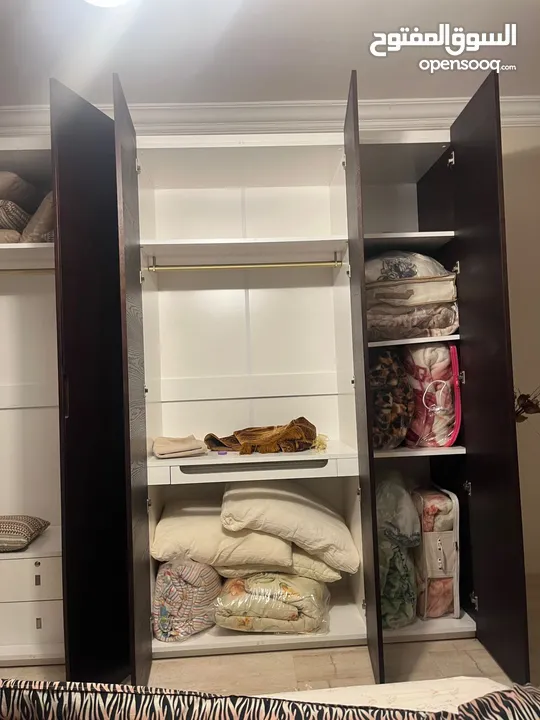 غرفة نوم ماستر للبيع بحالة ممتازة