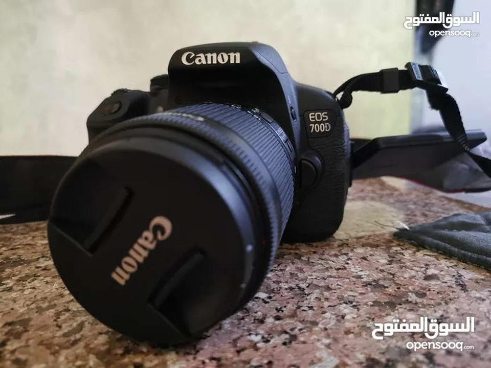 كاميرا نيكون D700