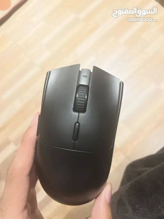 Razer v3 hyperspeedماوس البروز