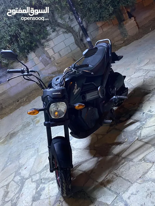 هوندا نافي