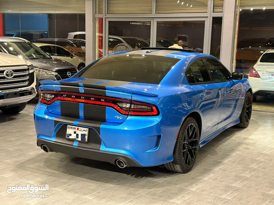 CHARGER R/T PLUS V8 2019