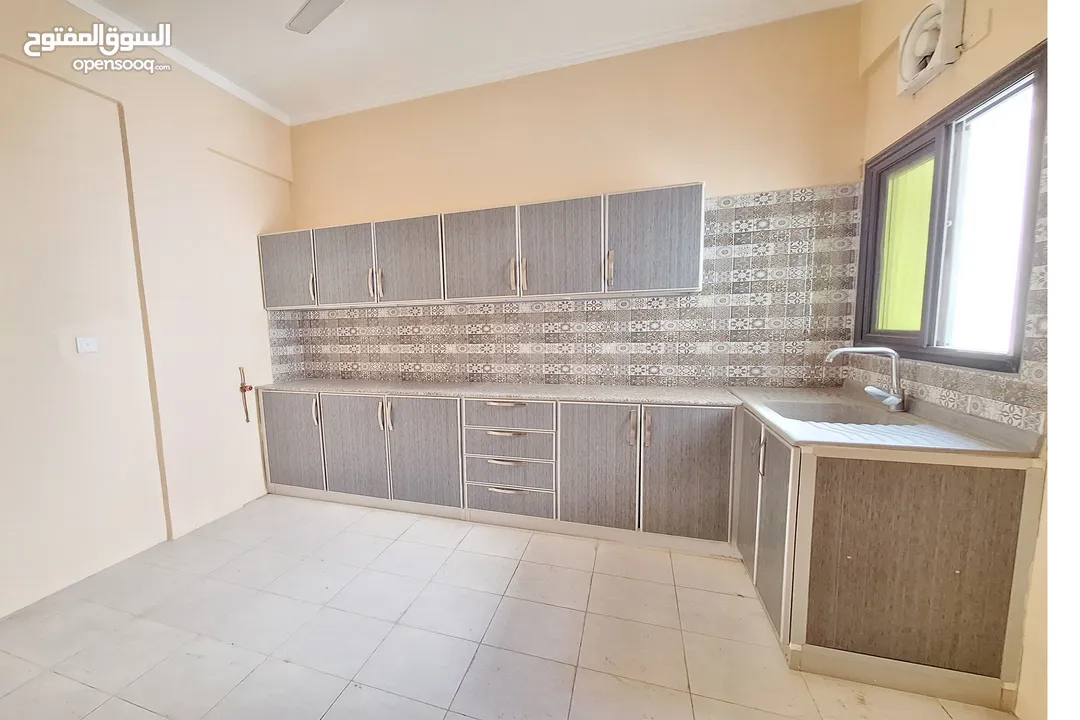 Special Offer!!! l 01 Month Free  3 Bhk With 4 Bathroom  Spacious  Closed Kitchen  With Ac