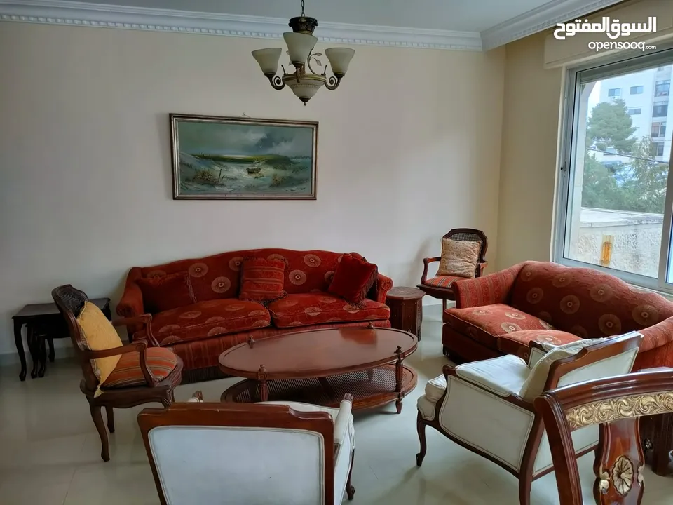 Furnished Shmeisani flat for rent