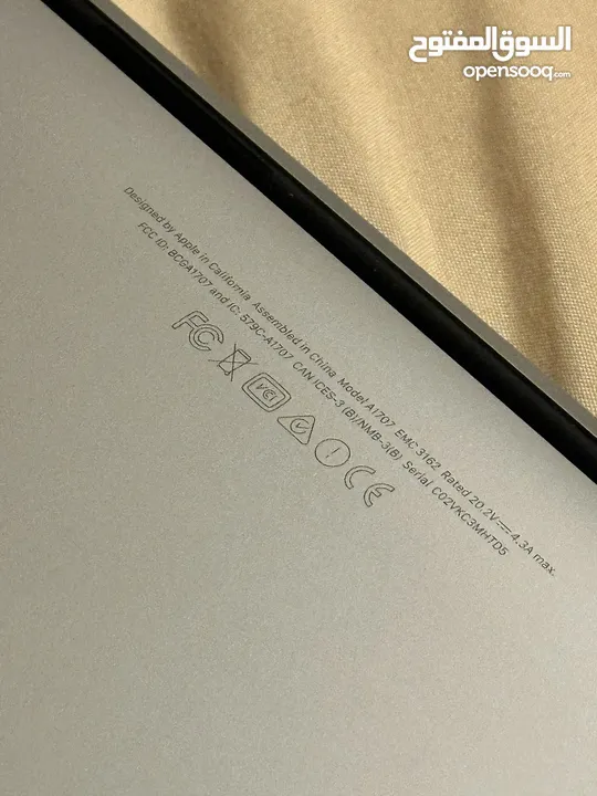 MacBook Pro 15’ i7 250gb 16gb ram with Touch Bar