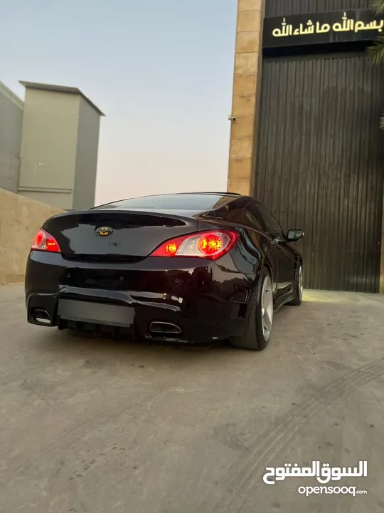 هونداي جينسز  كويية 2010